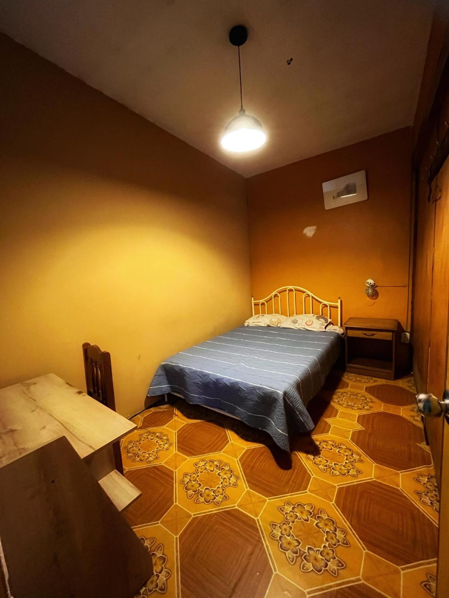 Bed and Breakfast Ugarte Street Трухильо Экстерьер фото